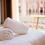 Somontano | 1 | 4 Pax | Balcon Apartment Saragossa