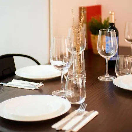 Somontano 1 4 Pax Balcon Apartamento Saragoça