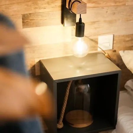 Somontano 1 4 Pax Balcon * Saragoça