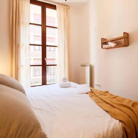 Somontano 1 4 Pax Balcon Apartamento Saragoça