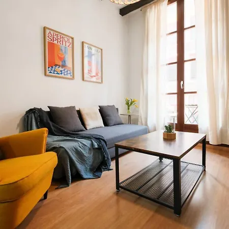 Somontano 1 4 Pax Balcon Saragoça