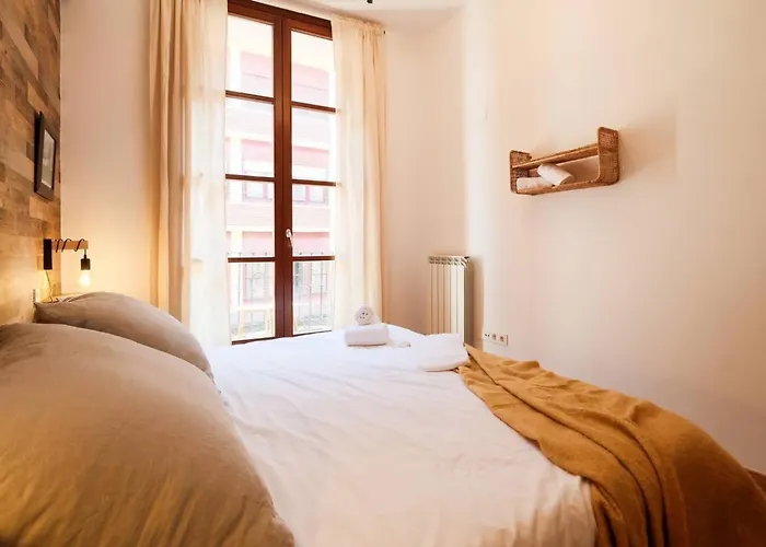 Somontano | 1 | 4 Pax | Balcon Διαμέρισμα Σαραγόσα