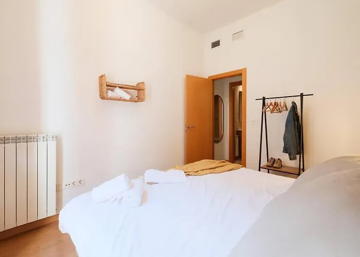 Somontano | 1 | 4 Pax | Balcon Διαμέρισμα *